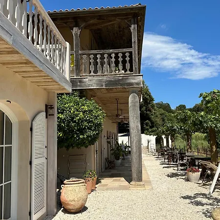 Le Clos Des Sept Palmiers Hotel